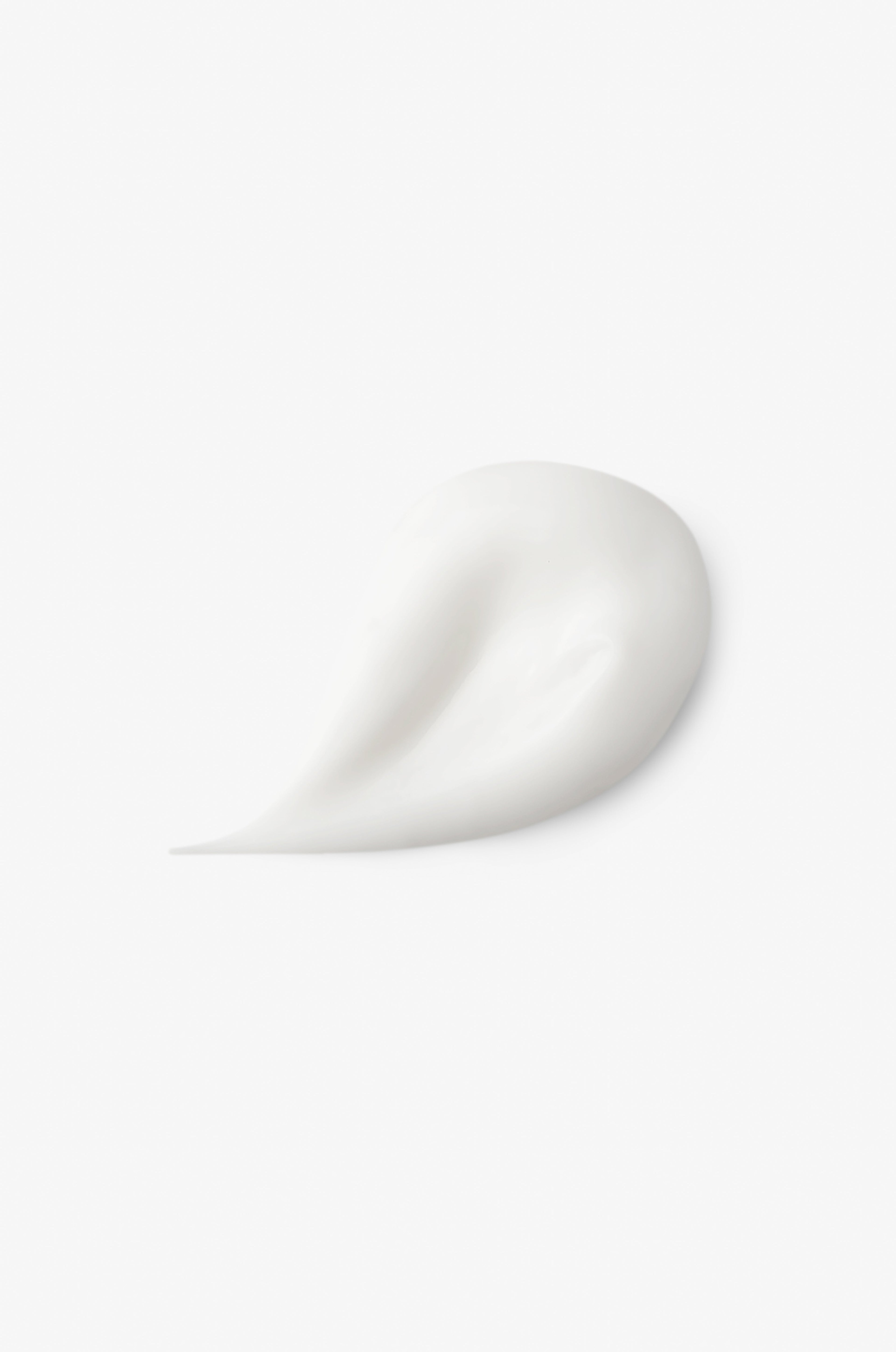 Daily Sheer Defense SPF 25